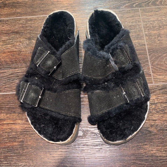 Birkenstock Shoes - Arizona Shearling Birkenstock sandals